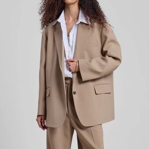 The Frankie Shop Bea Blazer Latte